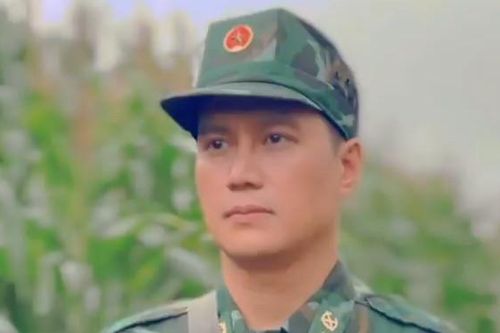 Diễn viên Việt Anh gây bất ngờ với hình ảnh bộ đội biên phòng