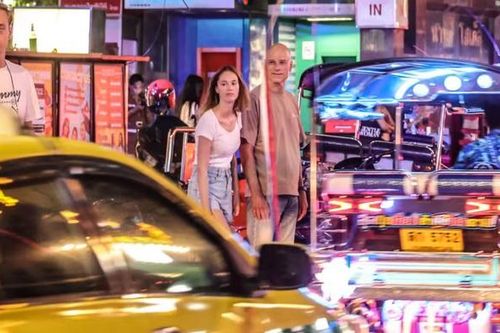Thái Lan hút du khách nước ngoài muốn trốn cái nóng ở quê nhà