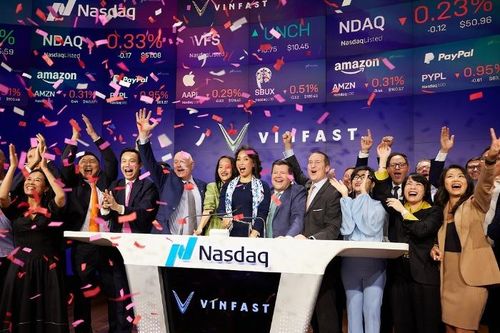 VinFast vừa niêm yết trên sàn chứng khoán Nasdaq, giá trị vốn hóa hơn 23 tỷ USD