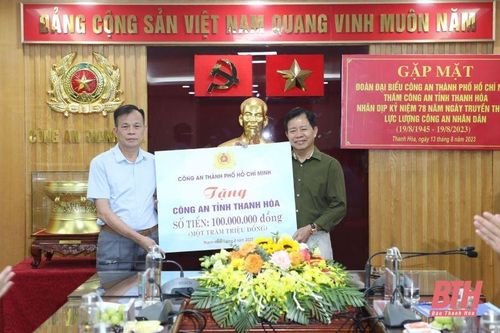 Công an TP Hồ Chí Minh tổ chức các hoạt động về nguồn tại Thanh Hóa
