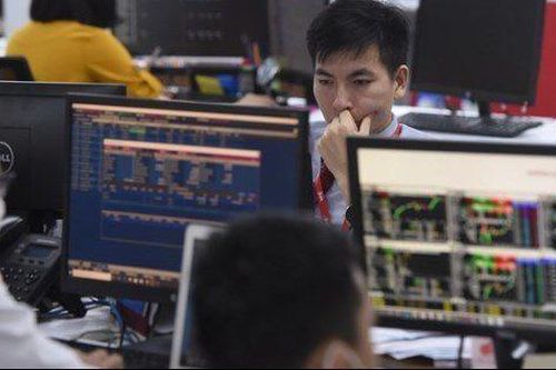 Chứng khoán Việt qua thời 'rẻ', điểm hấp dẫn là ROE cao?