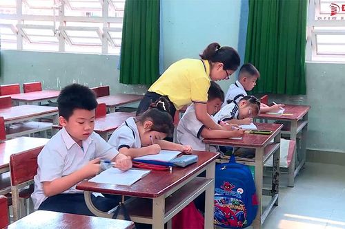 Nỗi lo thiếu giáo viên ở thành phố 1,2 triệu dân