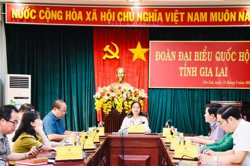 Ủy ban Thường vụ Quốc hội chất vấn và trả lời chất vấn lĩnh vực tư pháp