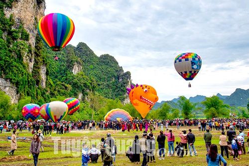 Nửa nhiệm kỳ thực hiện Nghị quyết Đại hội Đảng bộ các cấp: Lâm Bình đưa du lịch trở thành ngành kinh tế quan trọng