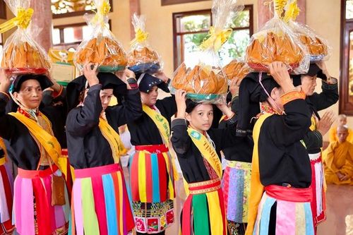 Đắk Lắk: Ban Hộ trì Tam bảo và Phật tử tịnh xá Ngọc Quang tổ chức dâng y ca-sa cúng dường