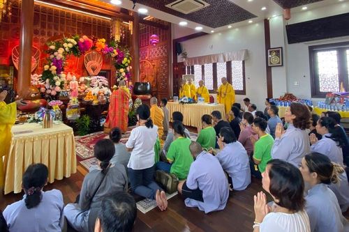 Chùa Tường Nguyên (Q.4) tổ chức tưởng niệm, cầu siêu đồng bào qua đời trong đại dịch Covid-19