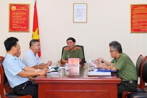 Thứ trưởng Trần Quốc Tỏ tiếp công dân định kỳ tháng 8/2023