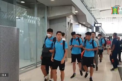Tuyển U23 Việt Nam đã đến Thái Lan, sẵn sàng vào trận