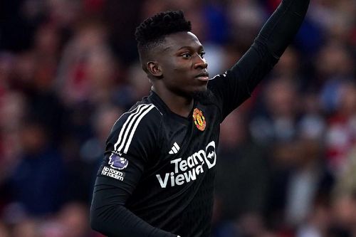 Onana tỏa sáng trước Wolves là vấn đề thực sự với MU