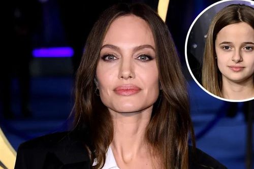 Con gái út Vivienne Jolie-Pitt làm trợ lý vở nhạc kịch Broadway của Angelina Jolie