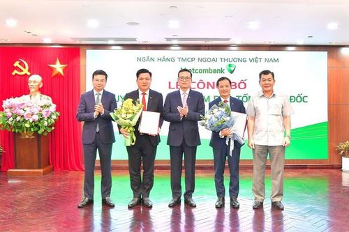Vietcombank bổ nhiệm 2 Phó Tổng Giám đốc và các nhân sự quan trọng