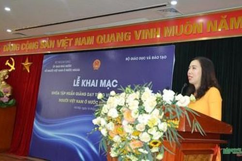 Khai mạc khóa tập huấn giảng dạy tiếng Việt cho giáo viên người Việt Nam ở nước ngoài năm 2023