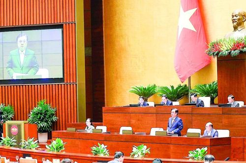 Chất vấn và trả lời chất vấn tại phiên họp thứ 25 của Ủy ban Thường vụ Quốc hội: Hỏi chất lượng, đáp trách nhiệm