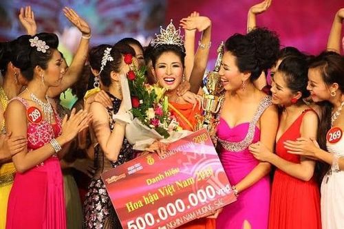 Sau 13 năm đăng quang, Hoa hậu Ngọc Hân cảm ơn 'vòng kim cô'