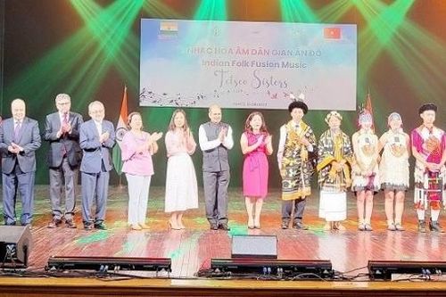 Thưởng thức âm hưởng đương đại tại Đêm nhạc hòa âm dân gian Ấn Độ