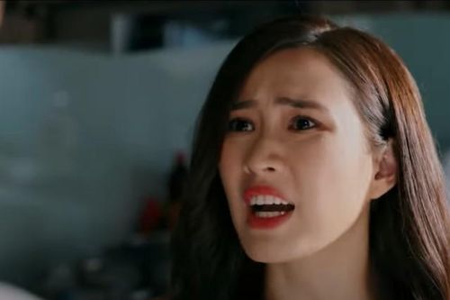 Làng trong phố tập 13: Hùng bị 2 người phụ nữ 'đeo bám', người tình phũ phàng khi Nhung đòi danh phận