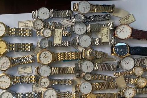 Chuyển cơ quan điều tra vụ cửa hàng bán đồng hồ Rolex, Tissot giả