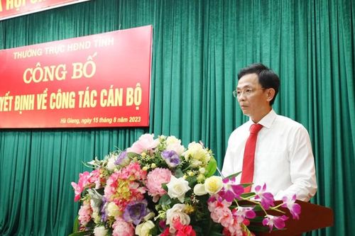 Hà Giang công bố các quyết định về công tác cán bộ