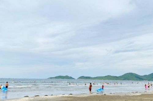 Bãi biển Lộc Hà - Vẻ đẹp hoang sơ giữa lòng miền Trung