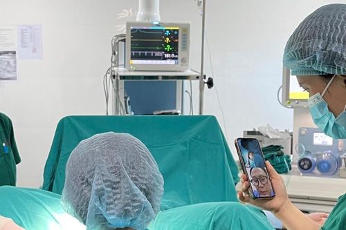 Hai người được 'giải cứu' nhờ cuộc điện thoại giữa 2 giám đốc bệnh viện