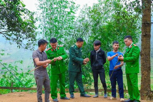 Phát huy vai trò 'tai, mắt' của nhân dân trong bảo vệ an ninh Tổ quốc