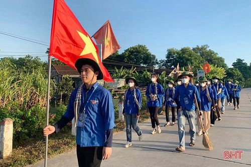 'Mùa hè xanh' của các đội sinh viên tình nguyện ở Hà Tĩnh