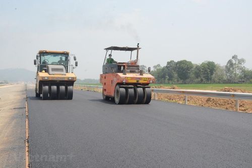 Vì sao chưa kéo dài tuyến Cao tốc Bắc-Nam đến Đất Mũi Cà Mau?