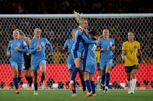 Đánh bại Australia, Đội tuyển Anh lần đầu vào chung kết World Cup Nữ