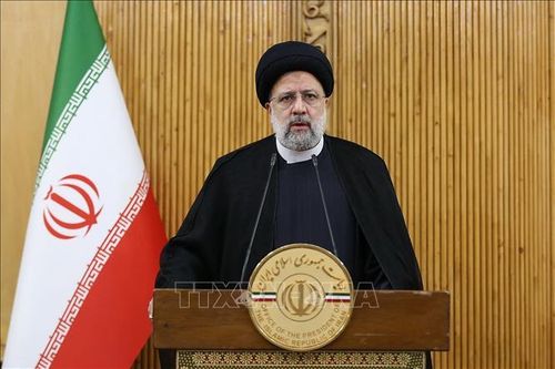 Iran sử dụng tài sản được dỡ bỏ phong tỏa cho sản xuất nội địa