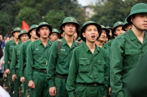 Là con trai một có được miễn nghĩa vụ quân sự?
