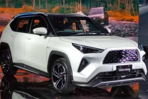 Giá dự kiến hơn 700 triệu đồng, Toyota Yaris Cross làm khó đối thủ