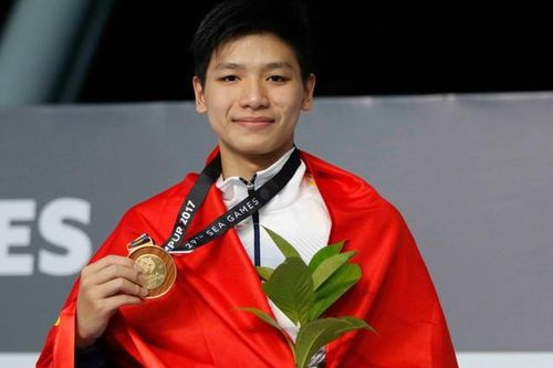 CLB Hải Phòng thắng đậm đội bóng của Hồng Kông tại AFC Champions League; Kình ngư Nguyễn Hữu Kim Sơn giã từ đội tuyển bơi Việt Nam