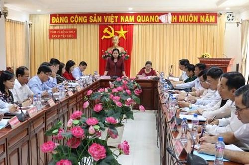 Tăng cường phối hợp nâng cao hiệu quả công tác giảm nghèo về thông tin