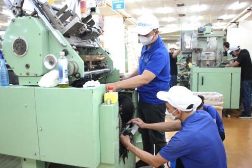 Tích cực xây dựng mối quan hệ lao động hài hòa