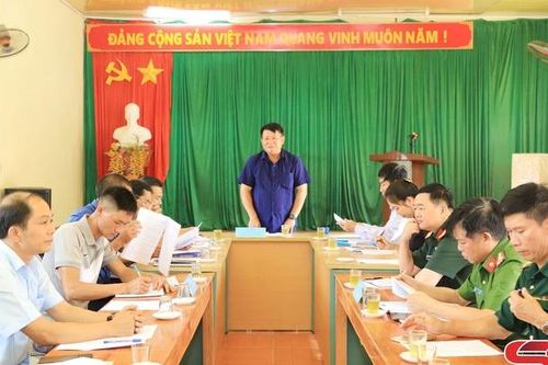 Đồng chí Phó Bí thư Thường trực Tỉnh ủy thăm và làm việc tại xã Chiềng Sơn và Lóng Sập