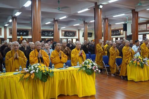 Hà Nội: Trường Trung cấp Phật học tổng kết năm học thứ I, khai giảng năm học thứ II khóa IX
