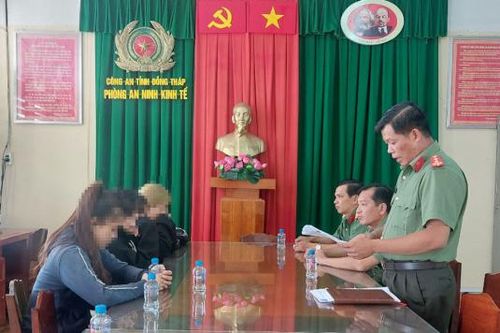 Phạt 5 cô gái bán tài khoản thanh toán để trục lợi
