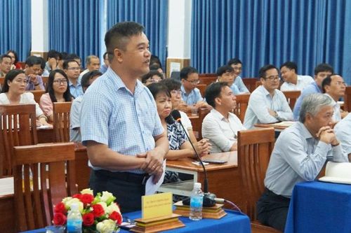 Lương thấp, giảng viên phải đi buôn đất, bán hàng online để tăng thu nhập