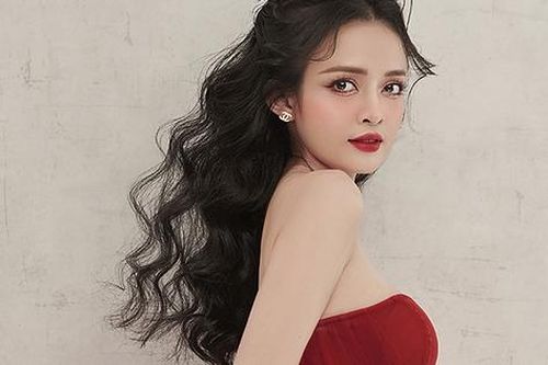 Thanh Trúc giữ cân nặng 40 kg suốt 8 năm