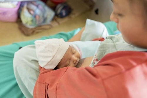 Vai trò của dinh dưỡng với bà mẹ nuôi con bú