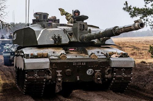 Xe tăng Challenger 2 Anh vừa giao cho Ukraine đã 'bốc hơi'