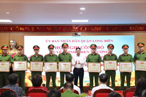 Nhân dân và lãnh đạo quận Long Biên luôn ghi nhận, đánh giá cao nỗ lực và chiến công của lực lượng Công an