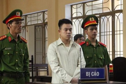 Quảng Nam: Thanh niên chém người phụ nữ gây thương tích lĩnh án 17 năm tù