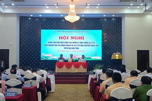 Bình Định tăng cường quản lý hoạt động xe ô-tô kinh doanh vận tải hành khách và xe ô-tô vận chuyển hàng hóa