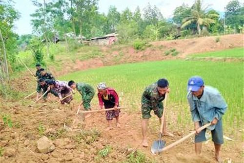 LLVT Quân khu 4 hành quân dã ngoại làm công tác dân vận: Về nơi khó khăn, chất chứa ân tình