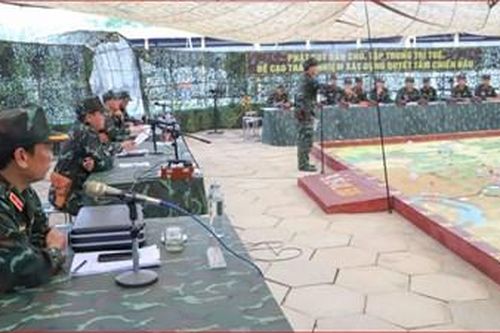 Sáng tạo, sát thực tế trong diễn tập đối kháng
