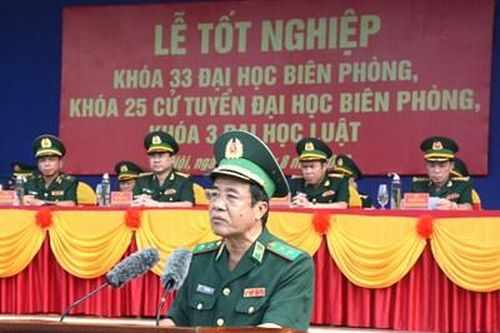 Gần 300 học viên tốt nghiệp Học viện Biên phòng