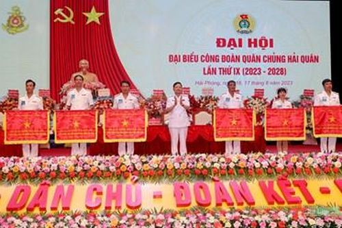 Phó đô đốc Trần Thanh Nghiêm dự, chỉ đạo Đại hội đại biểu Công đoàn Quân chủng Hải quân lần thứ IX