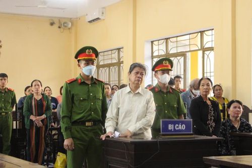 Chủ biêu 'ôm' hơn 7 tỷ đồng của người chơi lãnh 10 năm tù