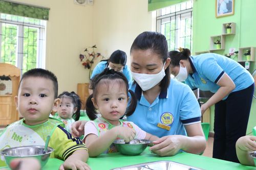Đề xuất giáo viên mầm non là ngành nghề nặng nhọc xuất phát từ thực tế